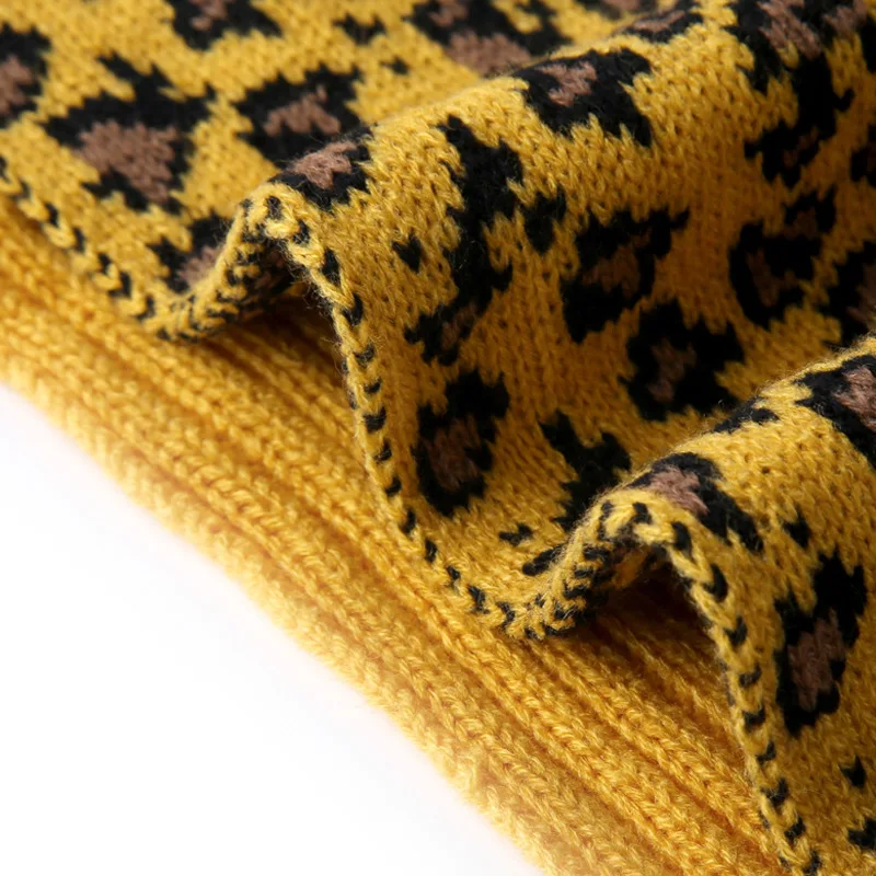 Wholesale custom Women Multi Color Cable Knit Soft Infinity Scarf