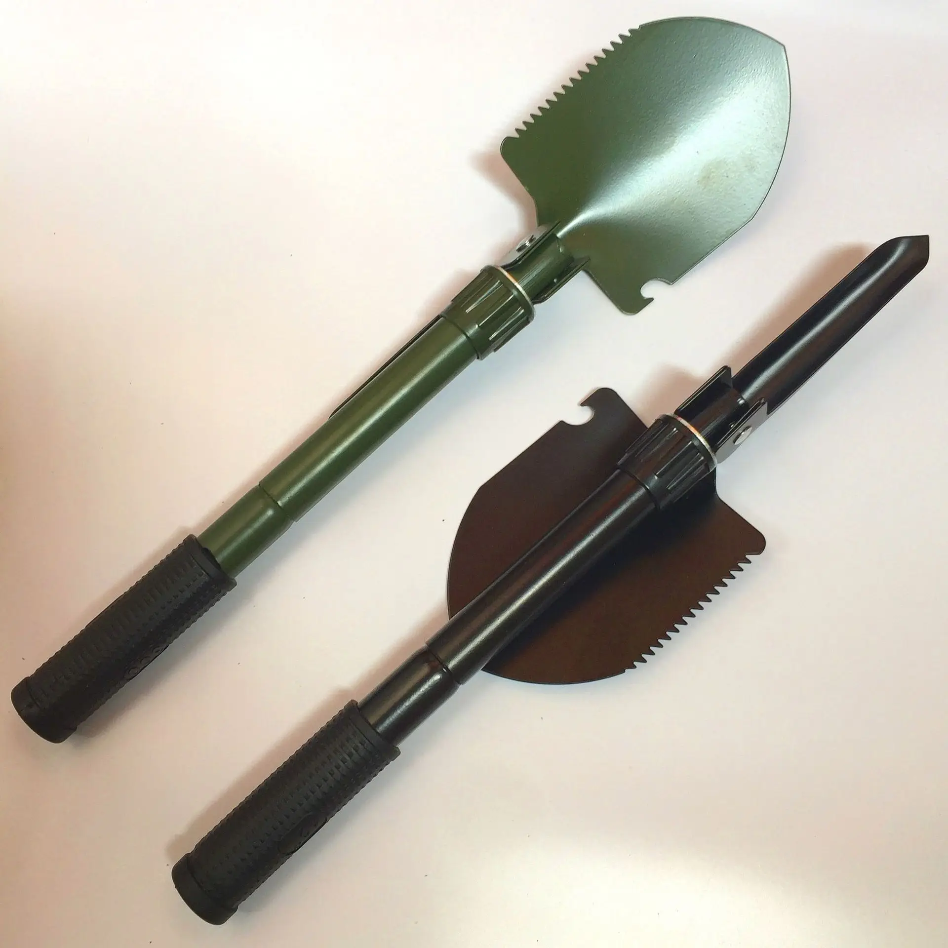 Multifunctional mini shovel Outdoor camping supplies gardening shovel Vehicle-mounted shovel folding self-defense equipment