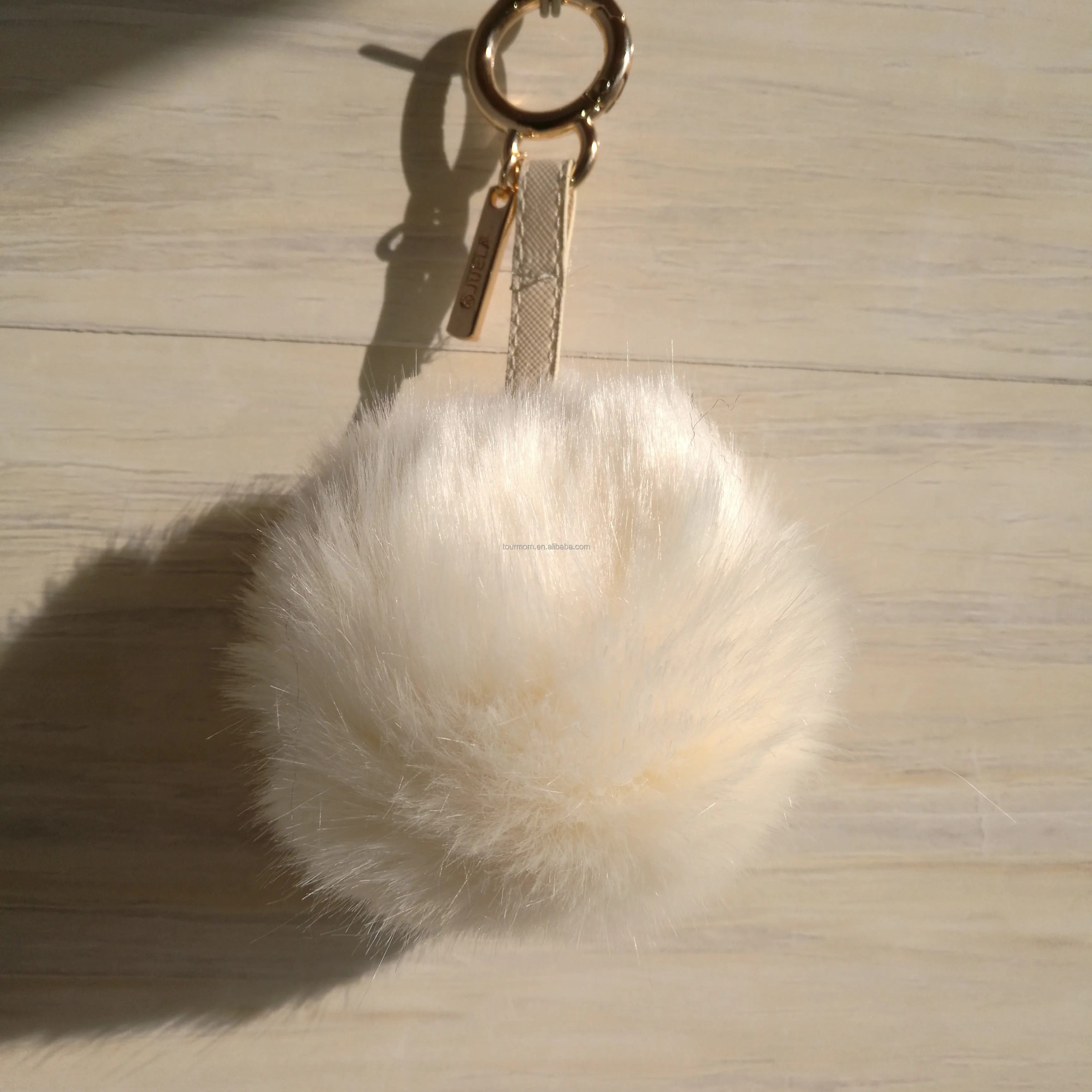 custom logo faux fur ball Luxury Fluffy Pom Pom Ball  Customize Letter faux fur ball