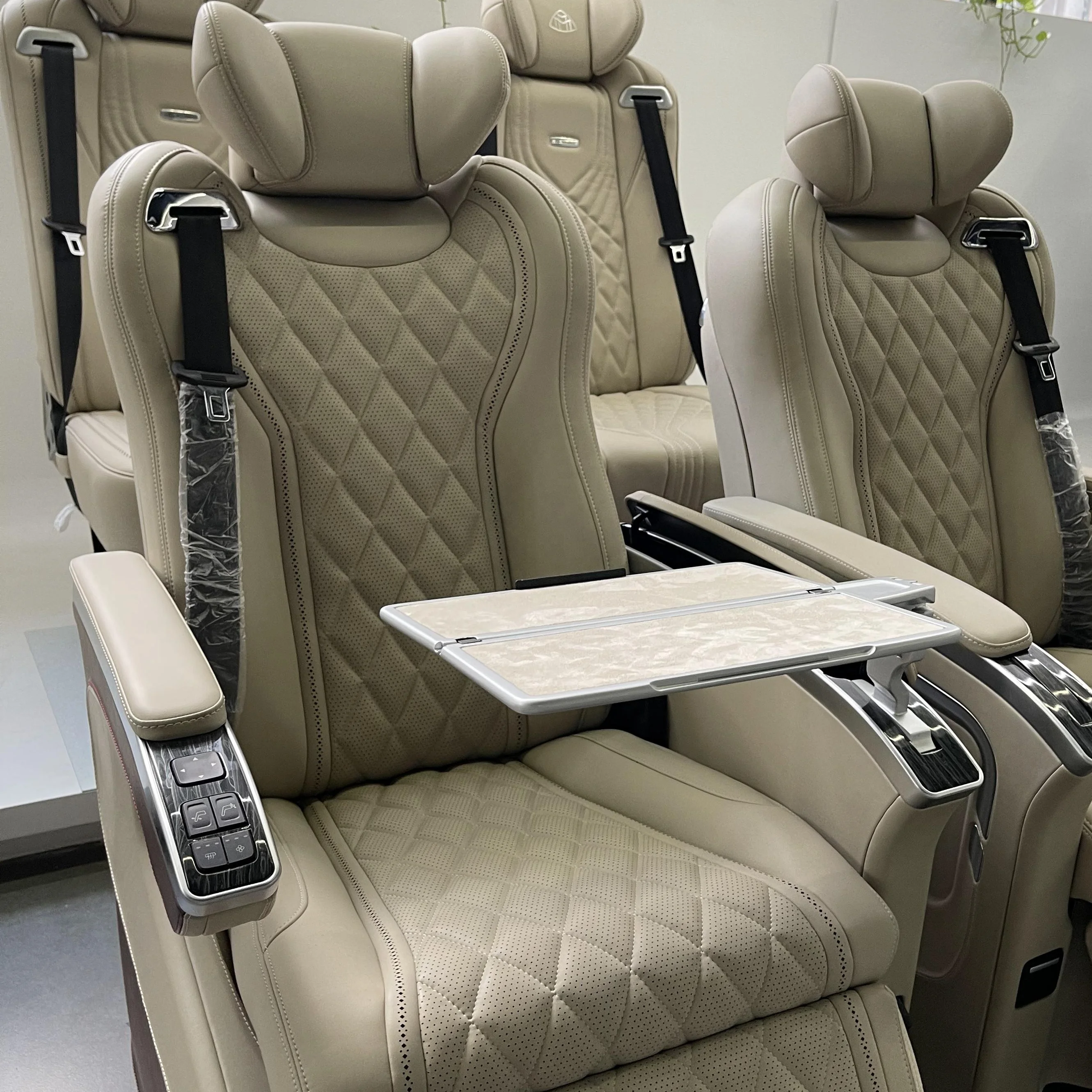 Popular Automotive Upgrading Interior Adjustable Luxury Van Seat With Table  V Class Seats For Mercedes Benz