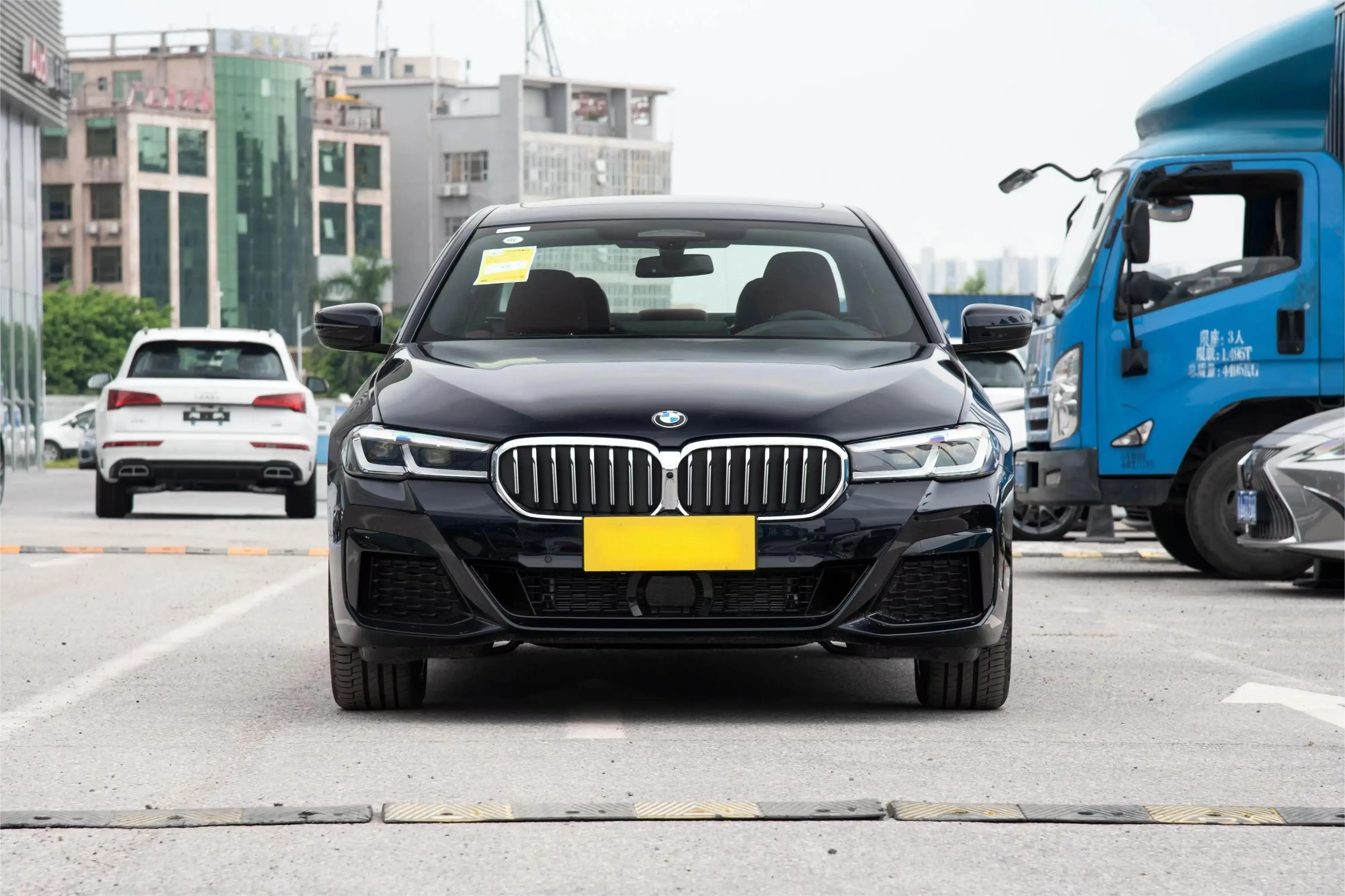 2024 bmwchina 5 серии седан 530Li новая модель 4-дверный 5-местный классический спортивный автомобиль левое рулевое управление автоматический Euro VI AWD
