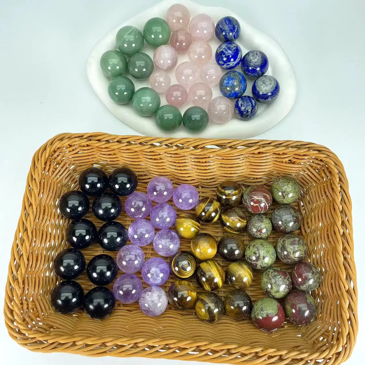 Hot sales 28mm 7 chakra rock high quality healing stones natural citrine  amethyst rose quartz crystal sphere wholesale price