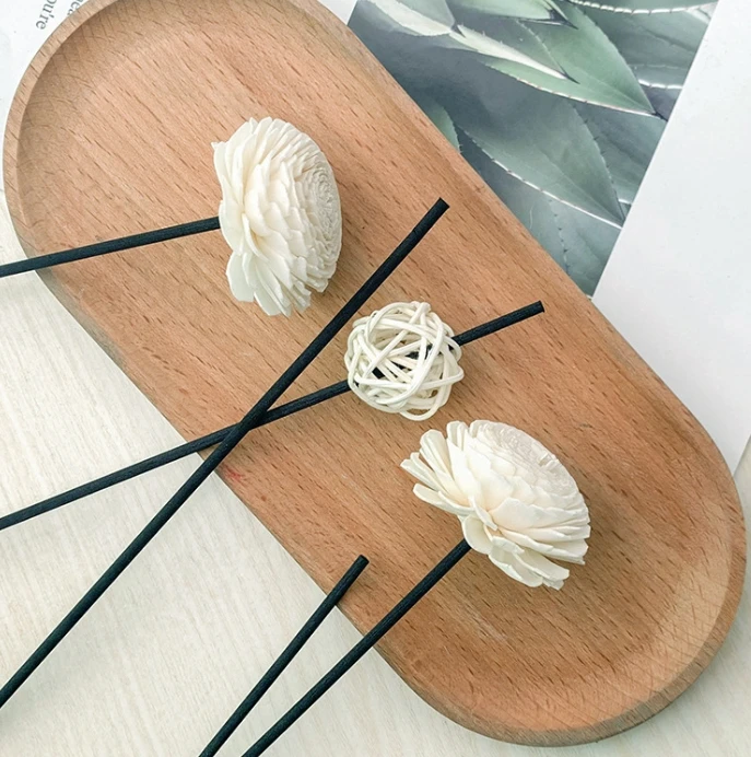 50ml Wholesale Luxury Design Home Decorative Aromatherapy Essential Oil Fragrance Perfume Bottle Reed Diffuser For Home Decor