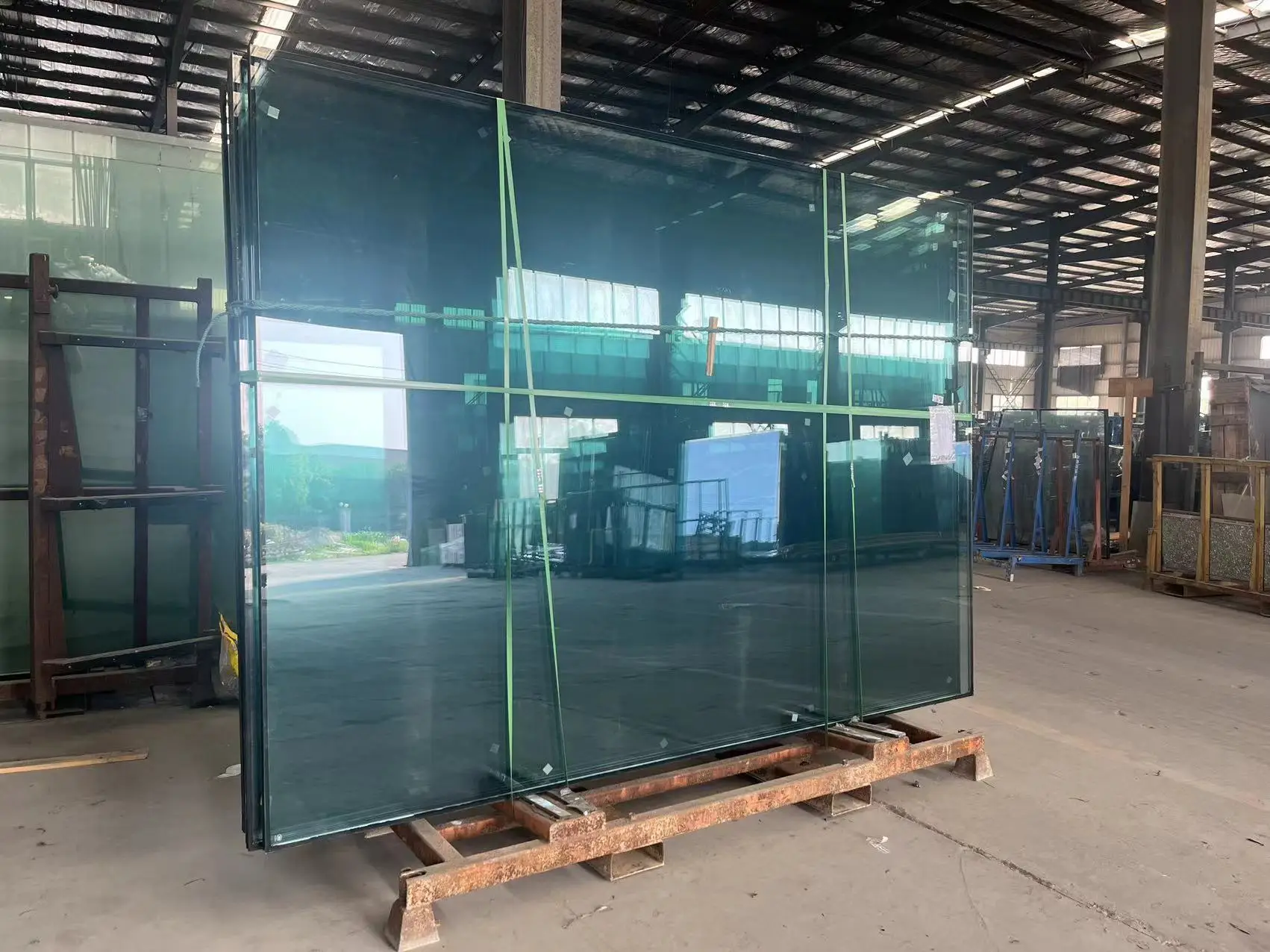 19mm ultra white low iron glass  ultra white 10mm tempered glass ultra clear glass