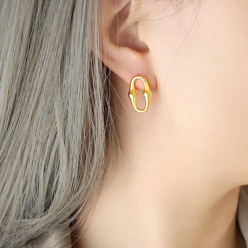 High Quality Oval Horseshoe Shaped Earrings Design Personalized Fashion Earrings For Women