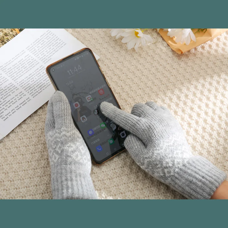 Winter Magic Gloves Touch Screen Women Men Warm Stretch Knitted Wool Mittens Decorative Pattern Acrylic Gloves