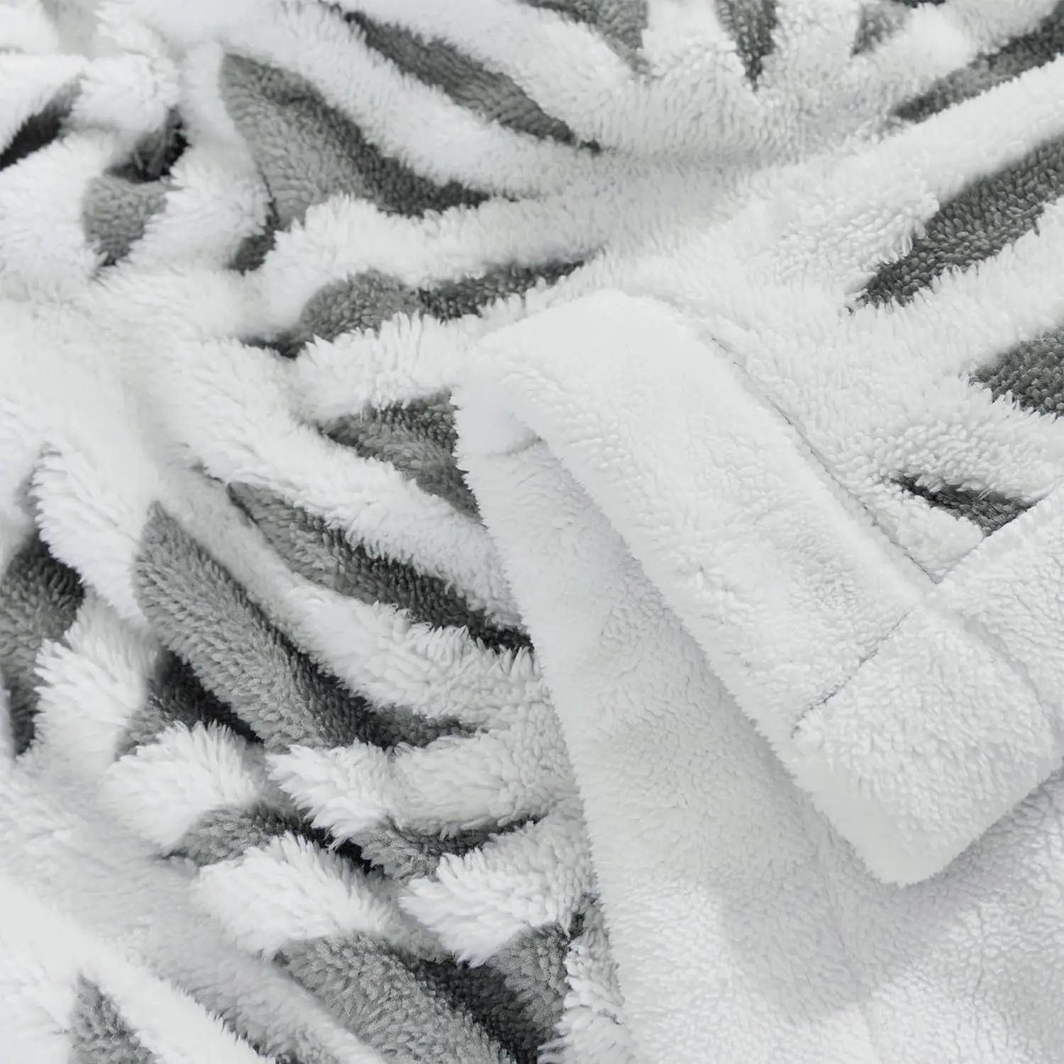 New  Soft Fuzzy Sherpa Fleece Bed Blanket King Size Thick Warm Velvet Blanket for Winter Decorative Cozy Flannel Blanket