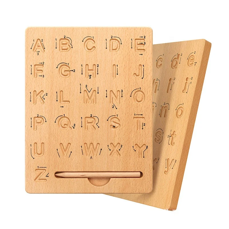 Деревянная доска с буквами