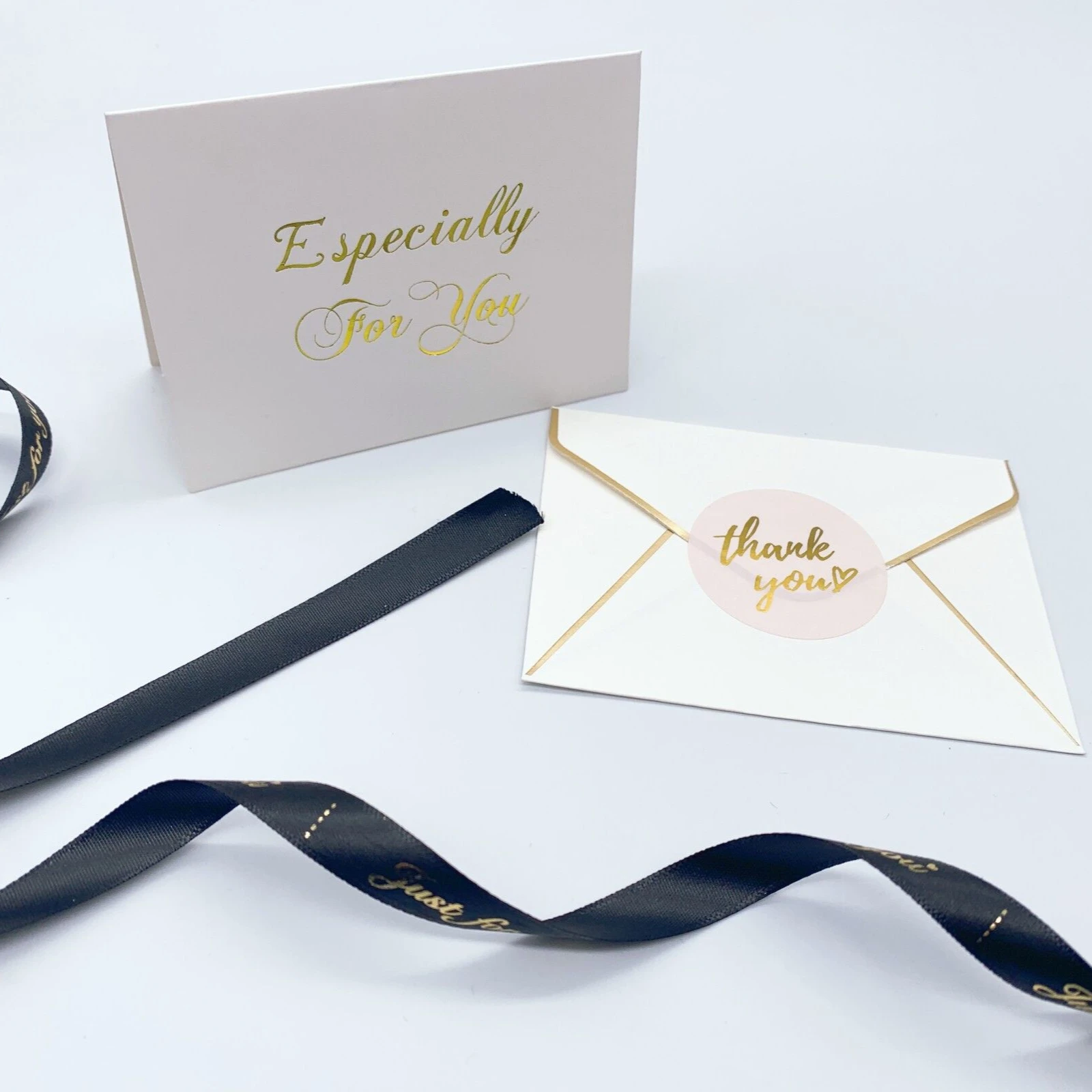 Custom adhesive label decoration sticker gift packing label packaging labels garment envelop printed logo