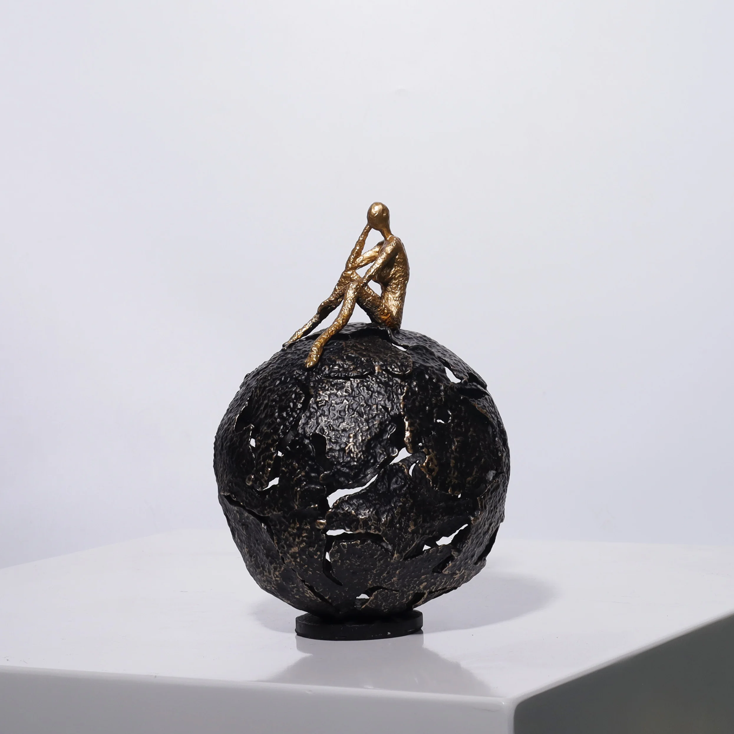 modern home dceor guangzhou peixes small final household  personalized memorial  sexy  wrought iron bronze ornaments