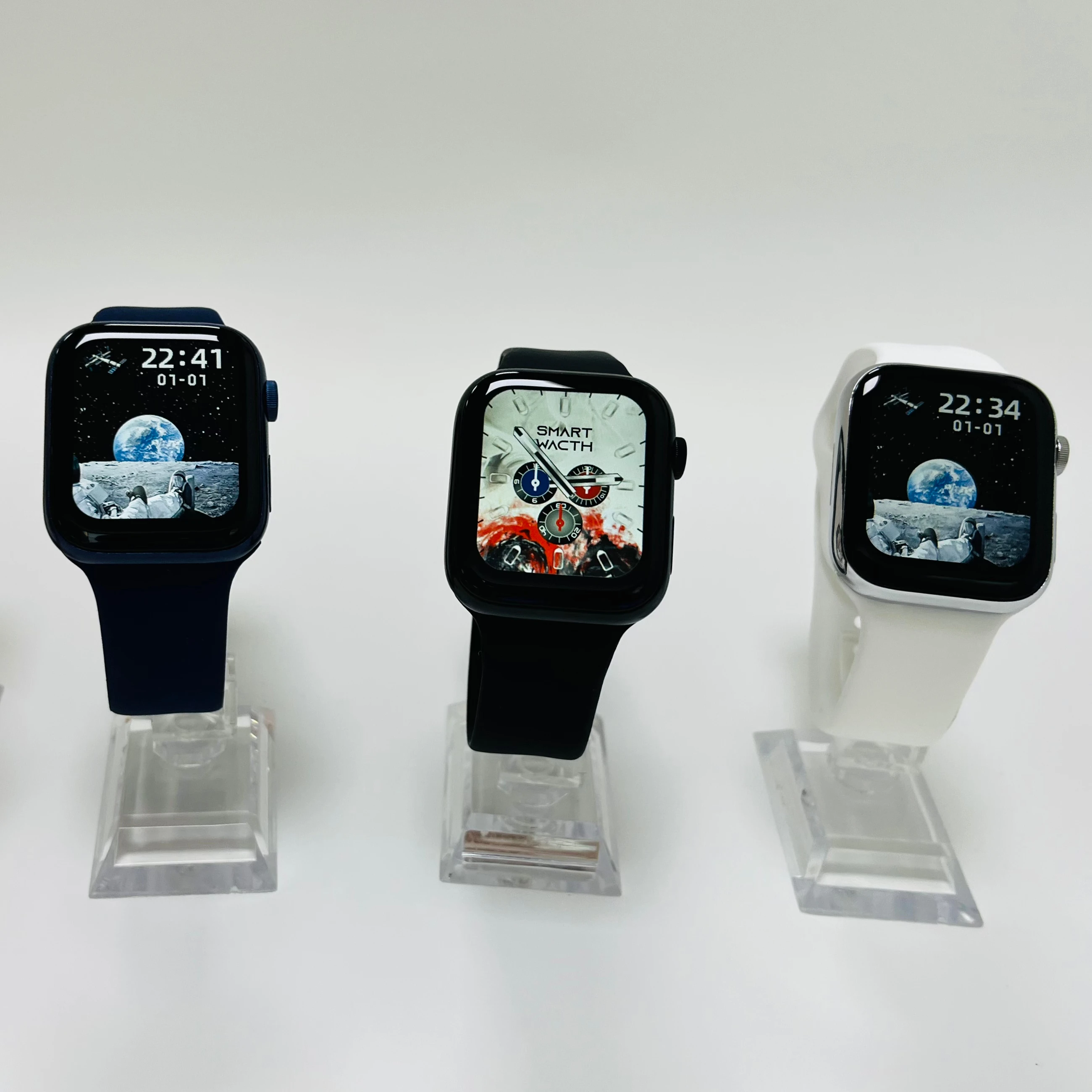 New Arrival Z38S Waterproof Smart Watch 1.75inch Screen Fitpro Heart Rate reloj inteligente Watch 7 wireless charging