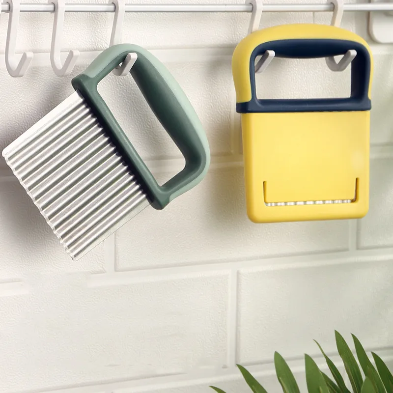 Kitchen Tools Stainless Steel Potato Chip Slicer Vegetable Wave Cutter Potato Curly Fry Cutter Plastic Non Slip Handle