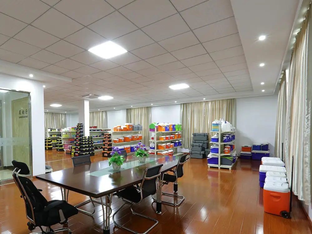 80 Liter Ice Chest Wheel Blue Fishing Party Cooler Big Portable Plastic Roller Cooler Box With Wheels