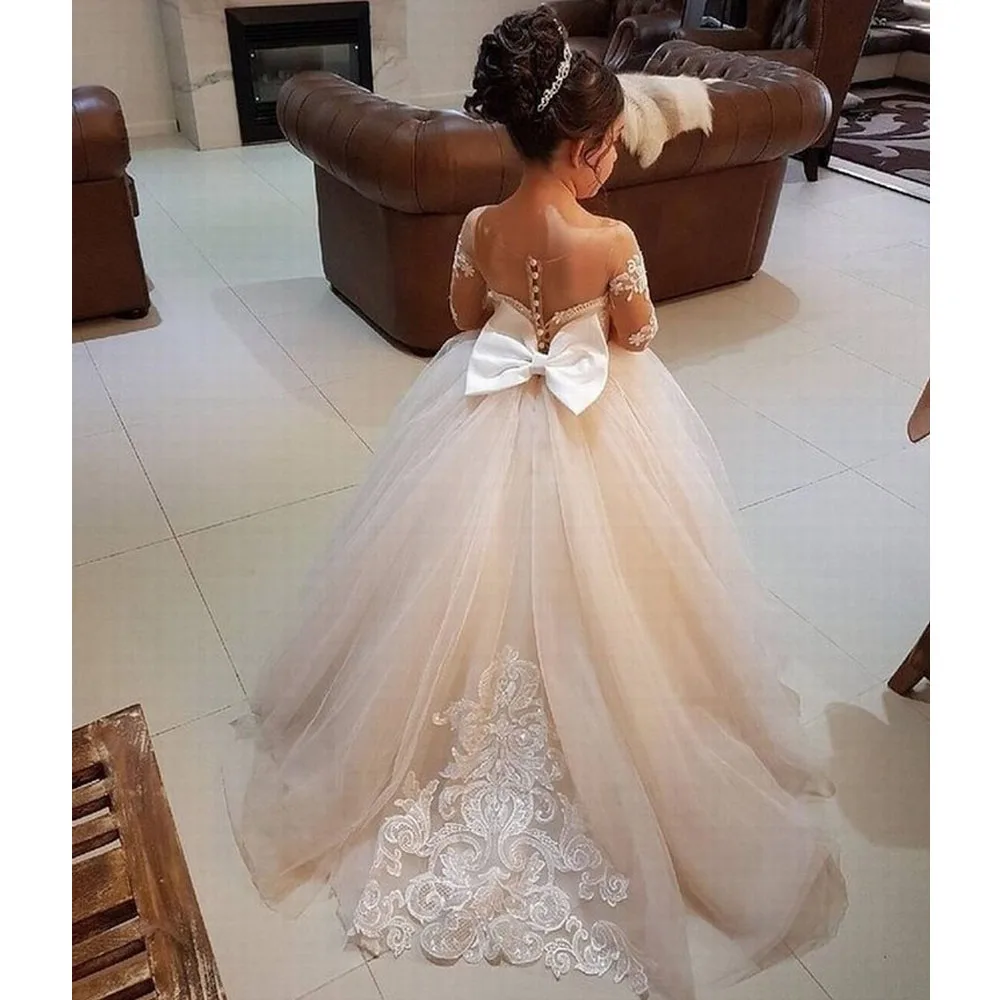 Popular Custom Made Wedding Applique Long Lace Tulle Tail Princess Children Gowns Flower Girl Dresses