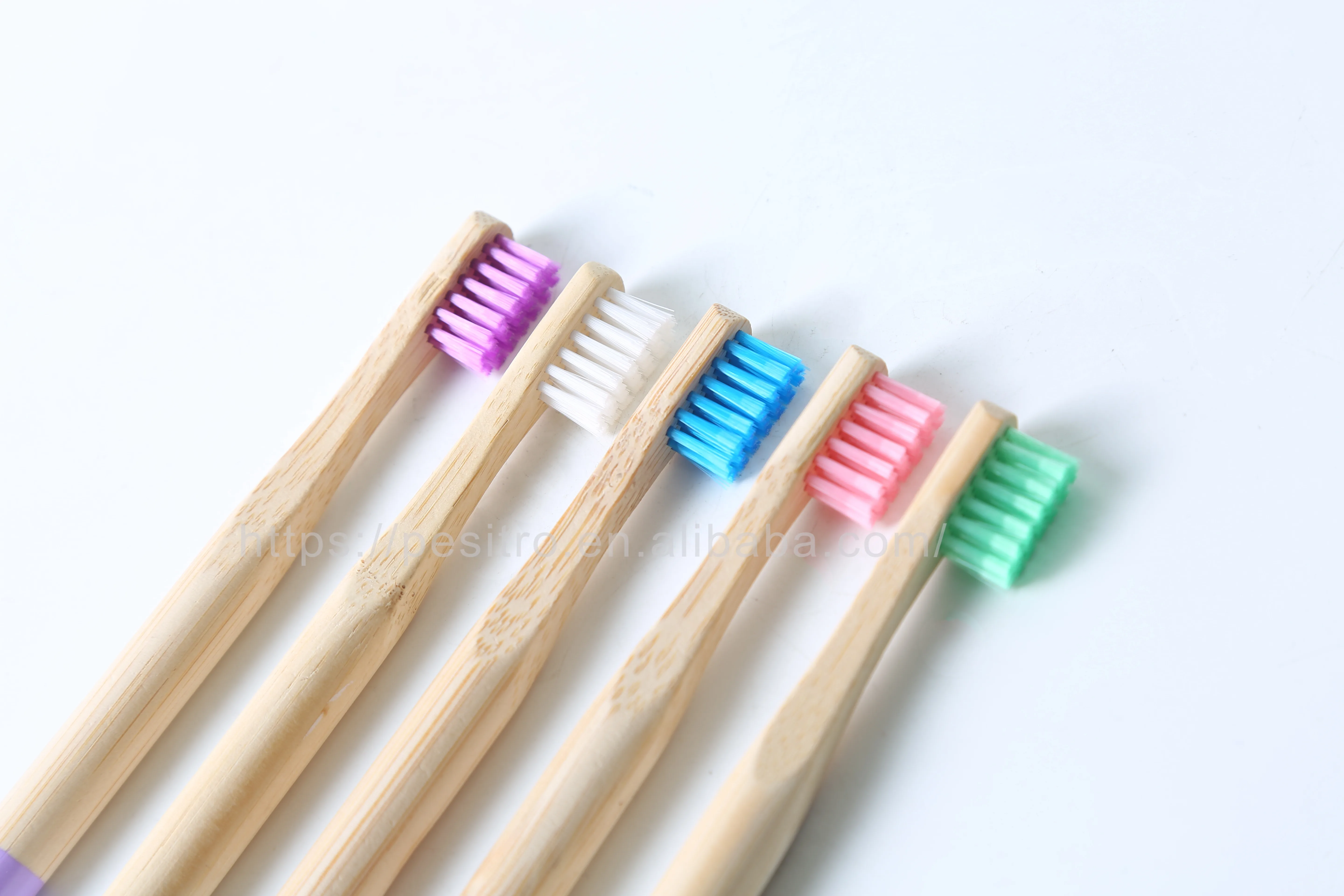 Eco Friendly Kids Bamboo Toothbrushes Children Natural Bamboo Kids Brush Clean Ur Teeth Customized Logo Acceptable Round Shape