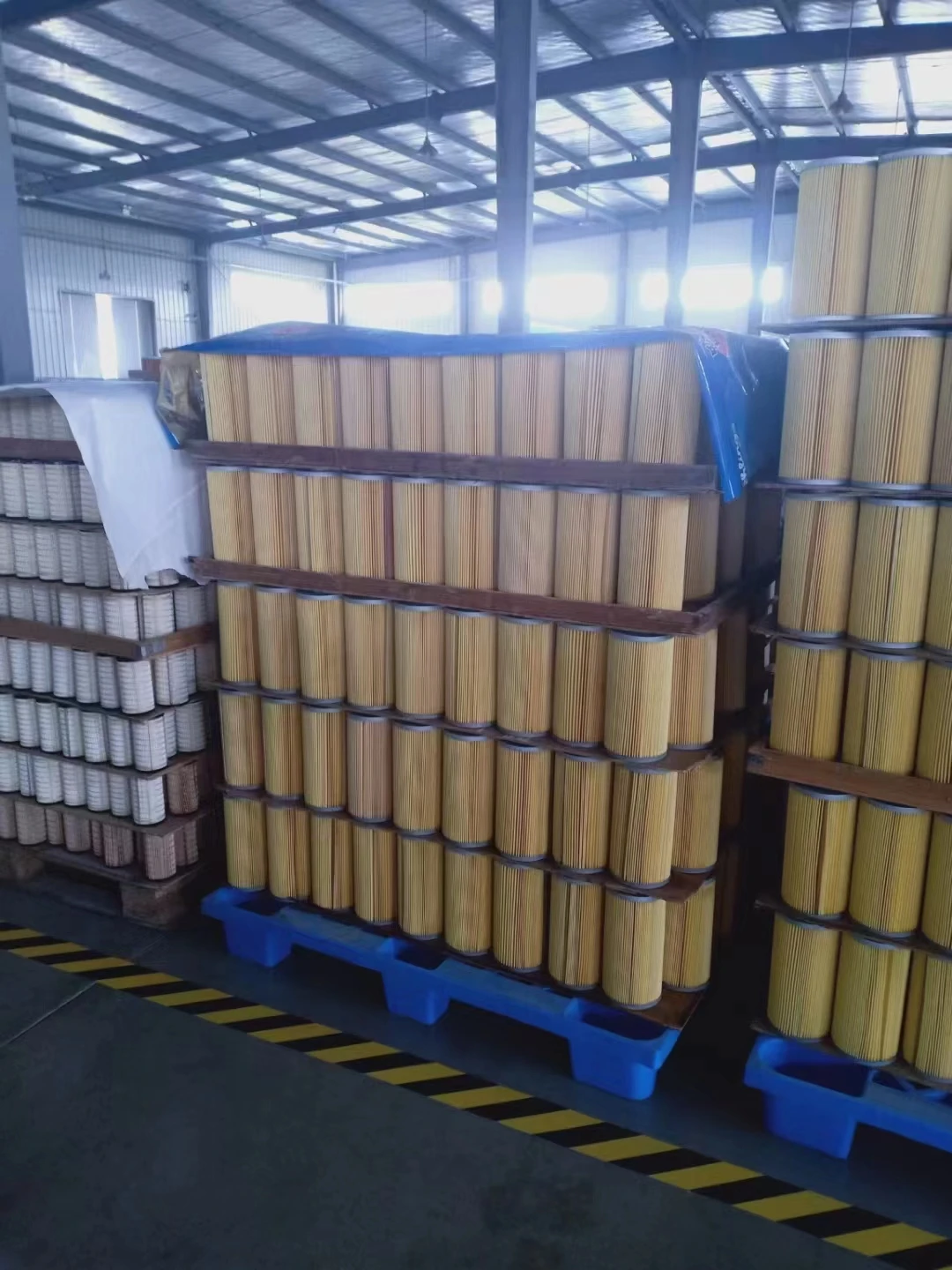 Hydraulic oil filter element 590-9787