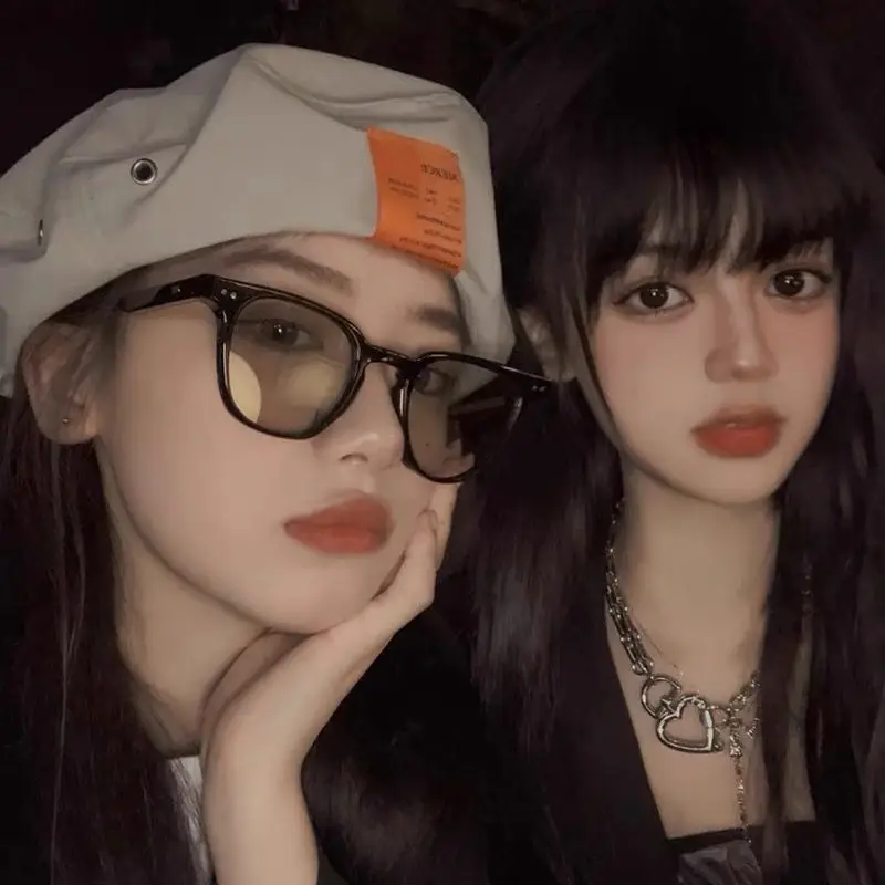 
Factory new thin patch fisherman hat casual fashion ins net red with ladies street beret 