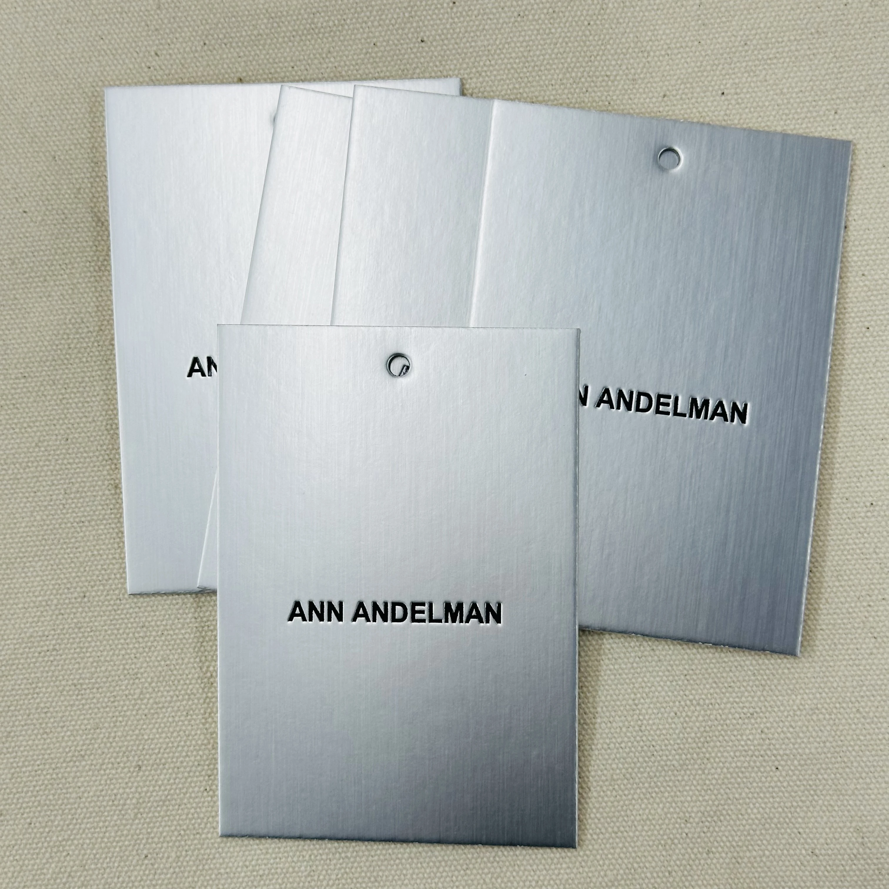 2024 Fashion Custom UV Embossed logo  Rose Foil Stamped Swing Tag Set Textured Paper Hang Tag for Clothing