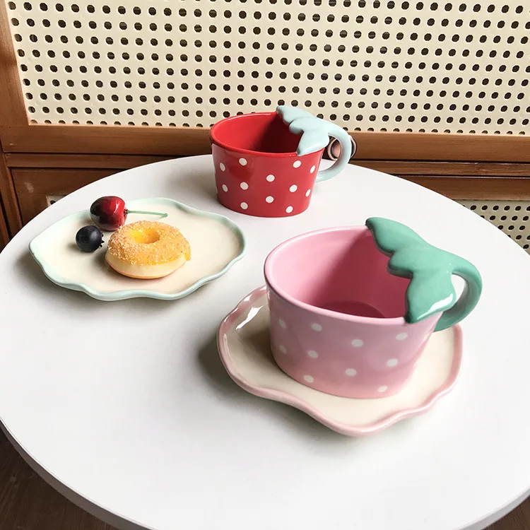 Korean afternoon tea cup cute coffee cup and saucer strawberry 3D hand painted mug