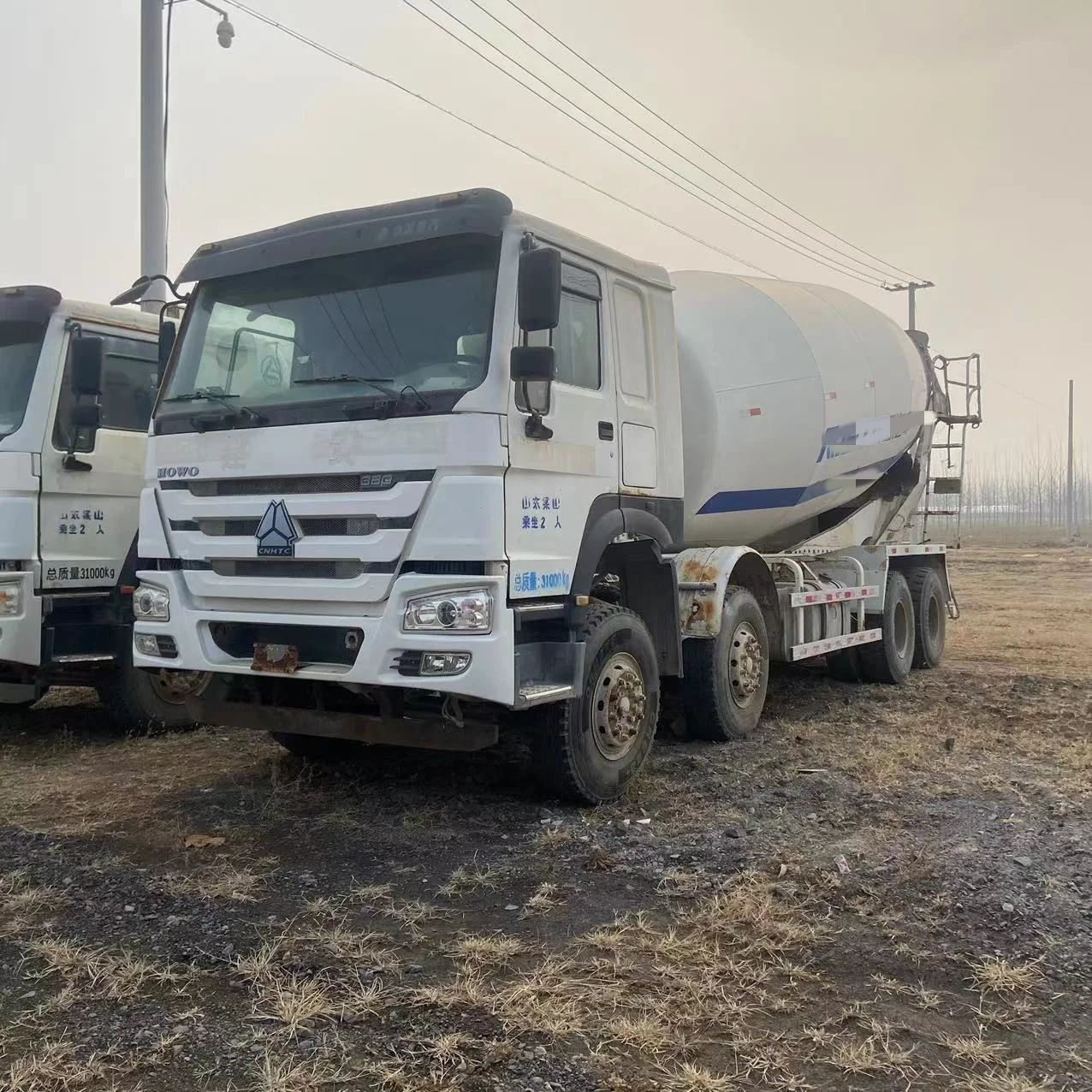 Хорошее качество бетономешалка транспортировка HOWO танкер 8x4 машины-смесители 380HP тяжелые грузовики