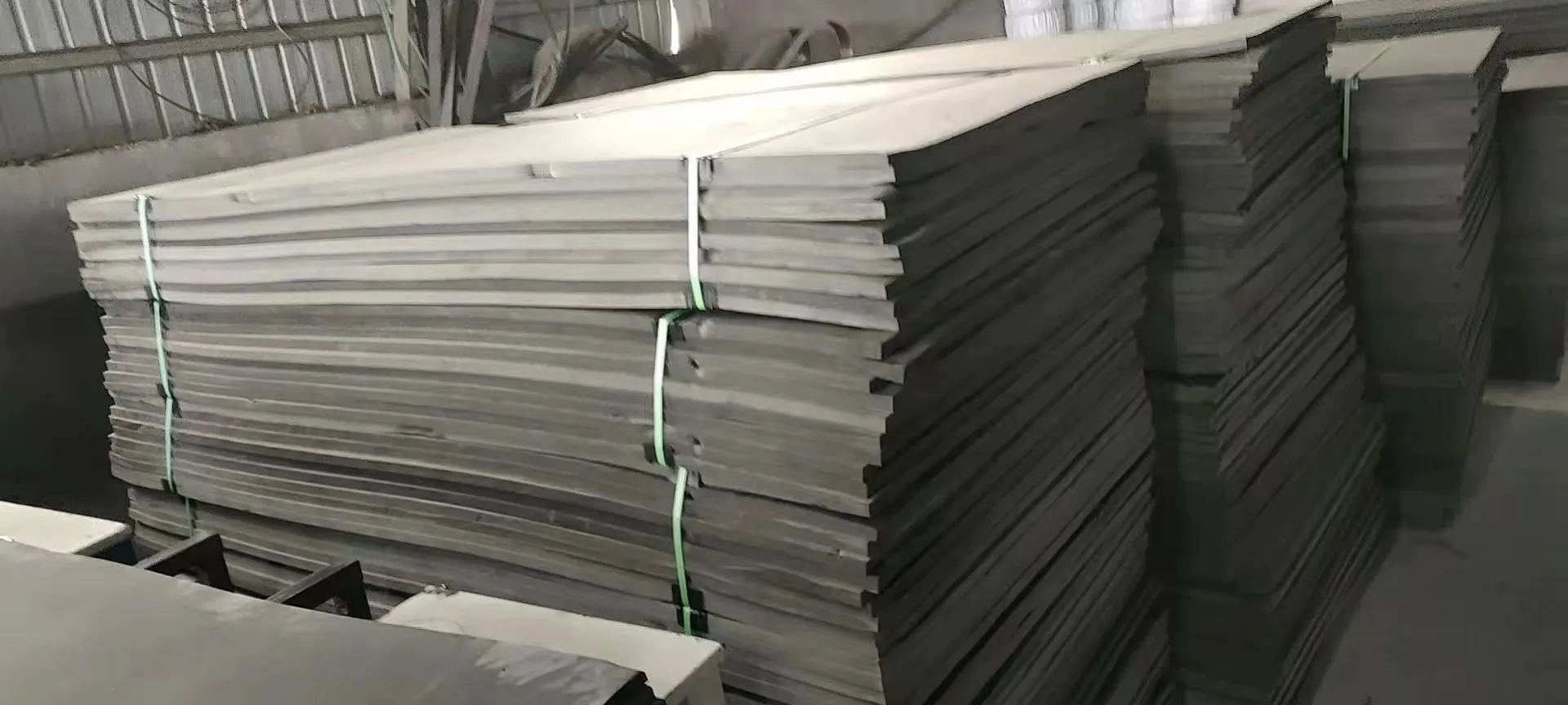 Expansion  bitumen board joint filler in construction