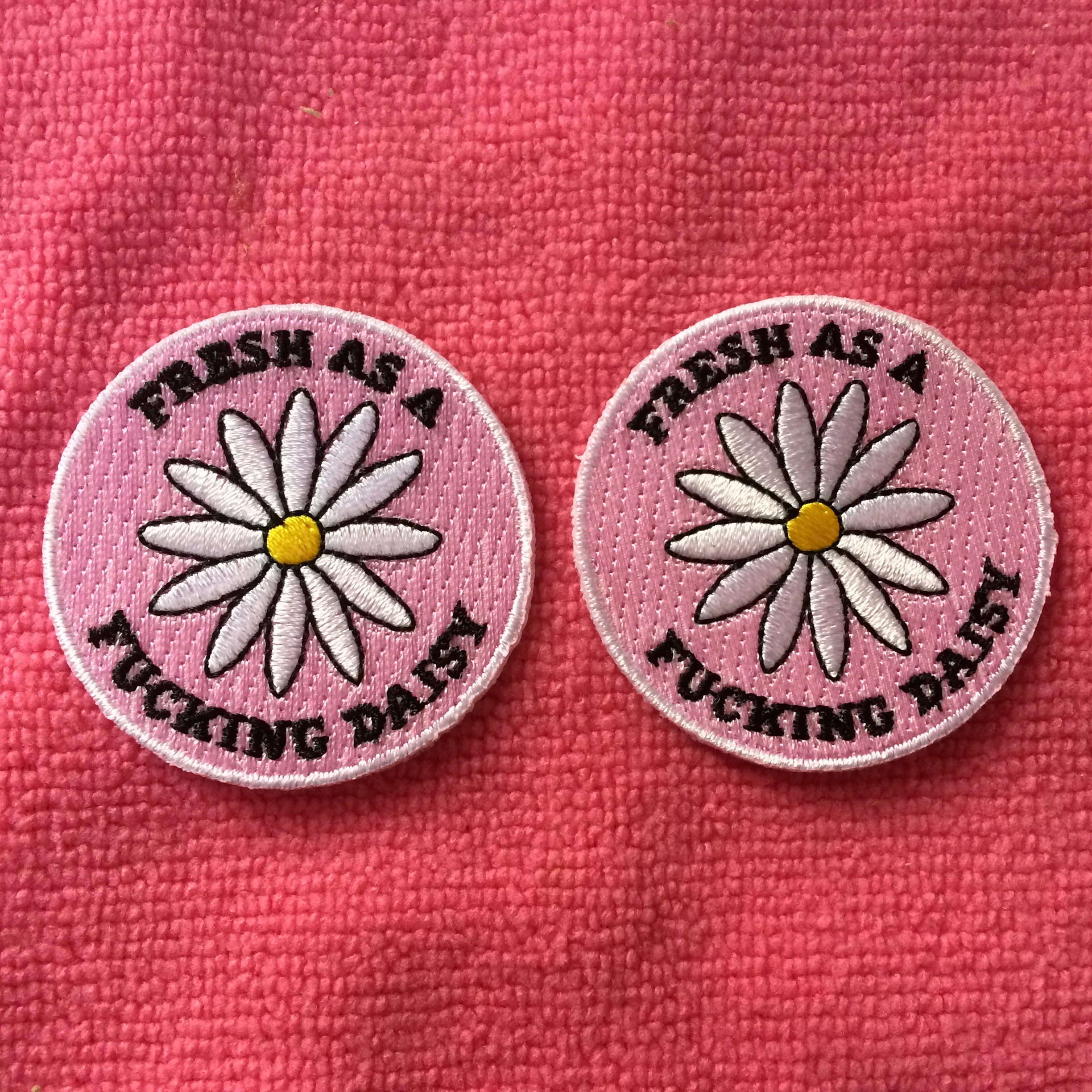 School uniform 100% full embroidery badges,3D effect iron on embroidery patch for garment