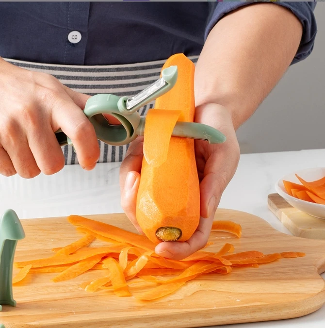 Hot Sales Multifunction Cartoon Rabbit Kitchen Tool Stainless Metal Bottle Opener for  Beverages Jars for Home Use