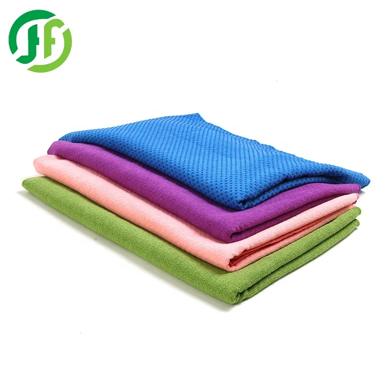 2023 Custom Wholesale Silicone Anti-slip Dots PVC Non-slip Dots Microfiber Yoga Towel Non slip Yoga Mat Towel