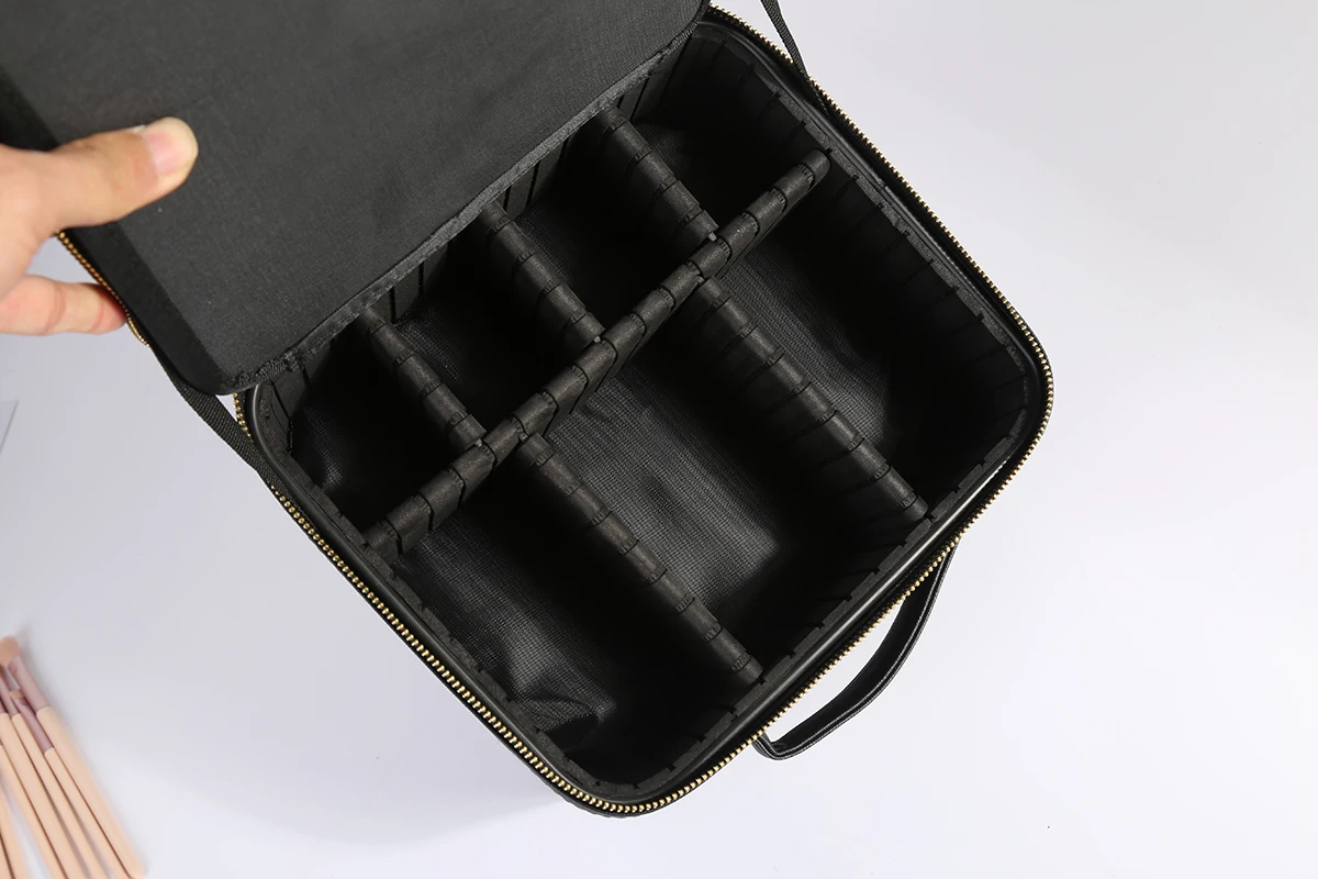 Custom Leather Makeup Organizer Make up Bag Large Cases Cosmetic Case Makeup Bag Professional Bag Case with LED Light Mirror