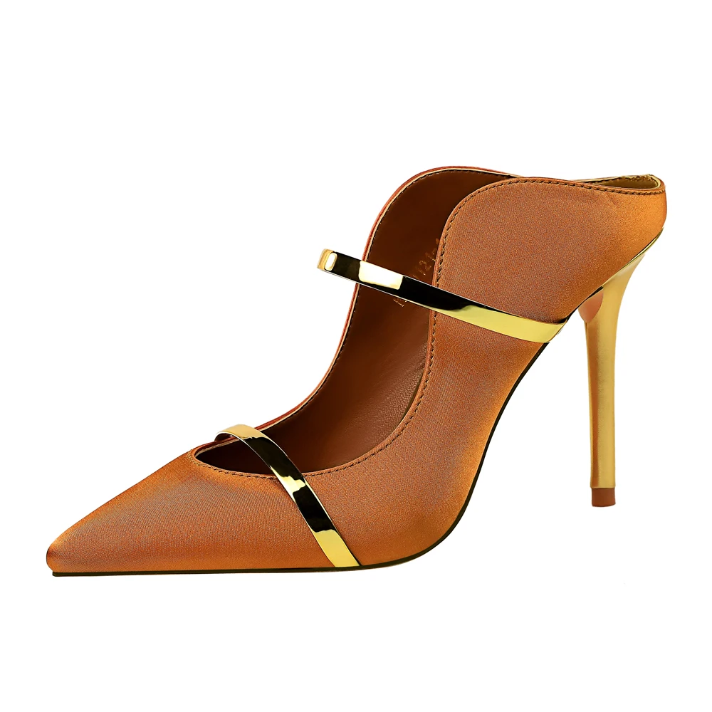 121-1 Europe and the United States sexy Baotou dragging with high-heeled sexy thin pointed hollow open mouth female slippers