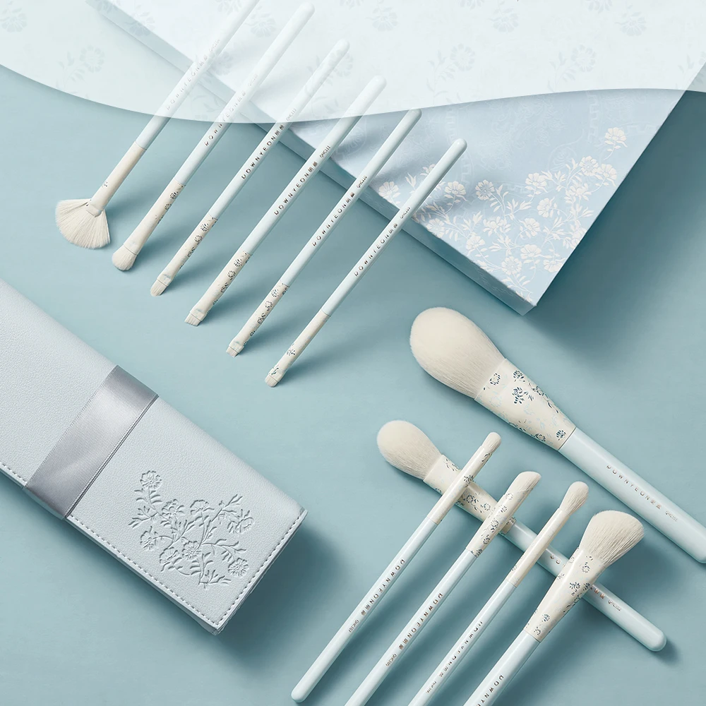 Cheap Factory Price Wood Make Up Low Moq Custom Brushes Rose Gold Handle 12 Pieces Synthetic Fiber Bristles Makeup Brush Set