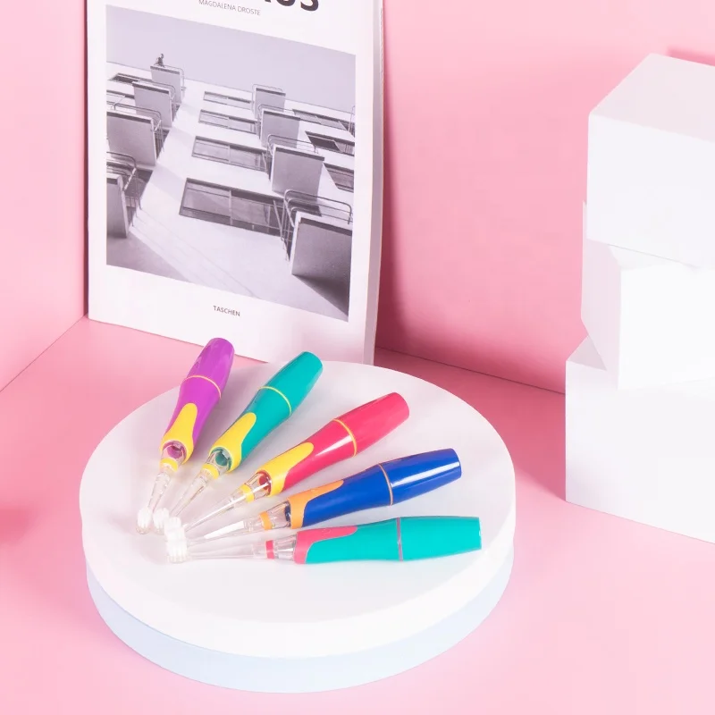 OEM Battery Powered 4 Cleaning Modes Cartoon Children Kids Tooth Brush Led Light Electric Toothbrush