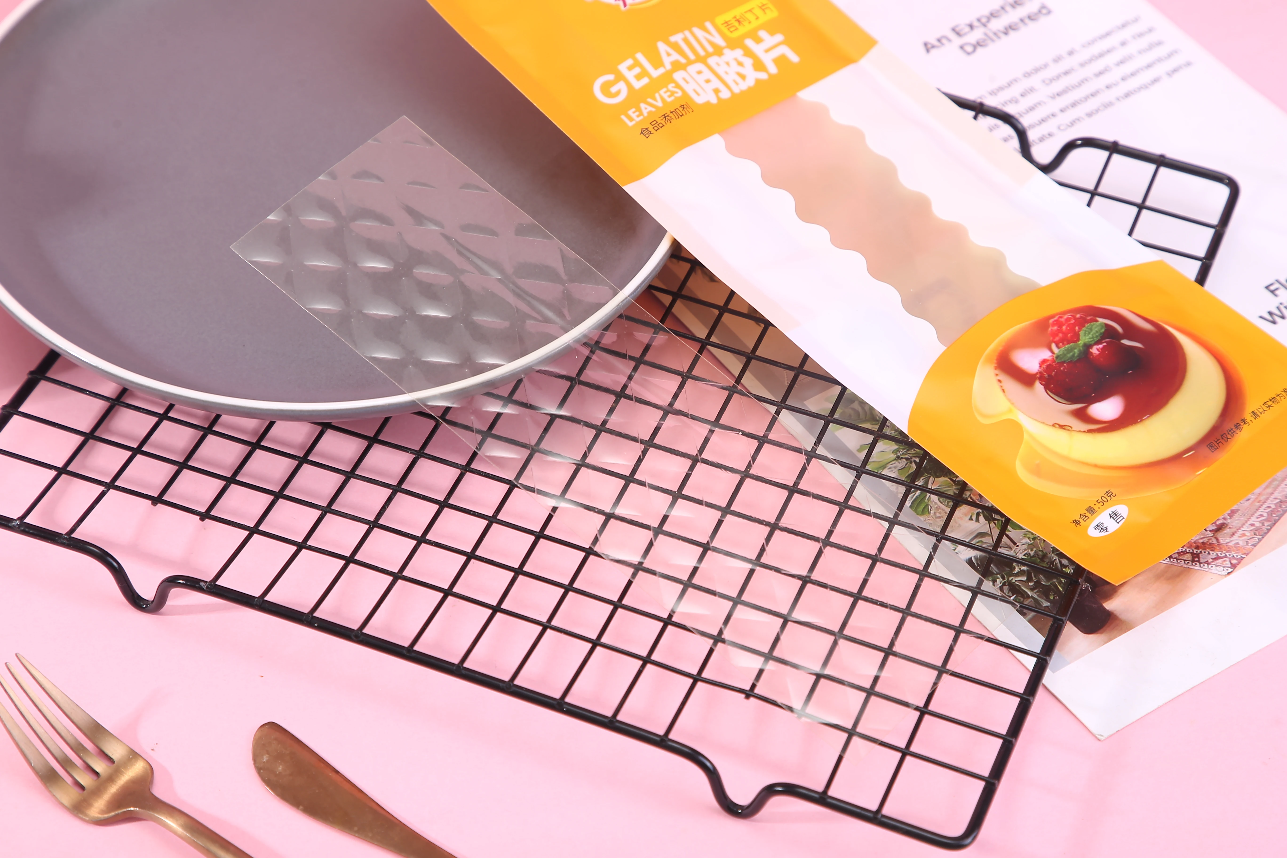 
high quality small Pouch 50g gelatin sheet/leaf gelatin for cake use factory supply directly 