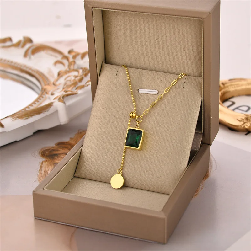 Fashion Jewelry for Women 18k Gold Plated Stainless Steel Chain Necklace Adjustable Rectangle Emerald Diamond Pendant Necklace