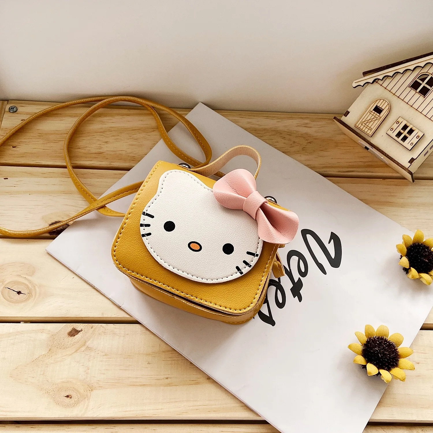 bulk Wholesale custom label Kawaii Cute Girl Handbag Cartoon Wallet Kids Hello Cat Crossbody Bag KT Children Shoulder Bags