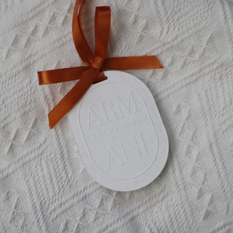 Logo Customized Hanging Oval Scented Ceramic Essential Oil Stone Perfume Tester Aromatherapy Diffuser