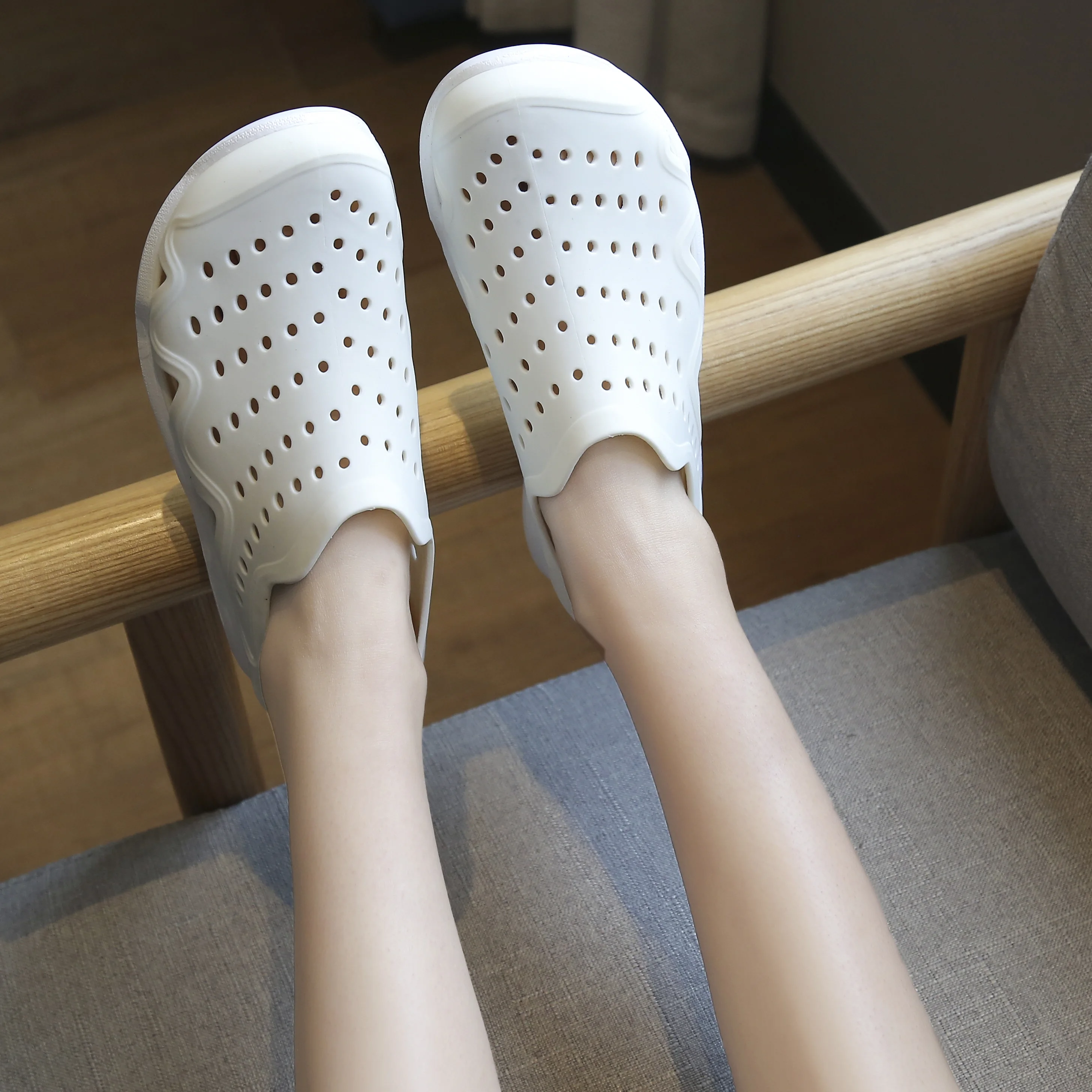 Сандалии на танкетке, быстросохнущие, Эва, танкетка, танкетка, летняя обувь, клоги