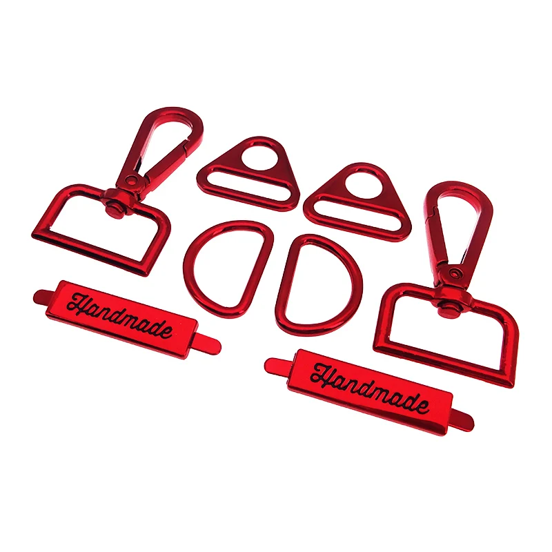 Factory Directly Supply Red Color Custom Metal Purse Handbag Making Hardware Kit Snap Hook D Ring Triangle Buckle Label Tag