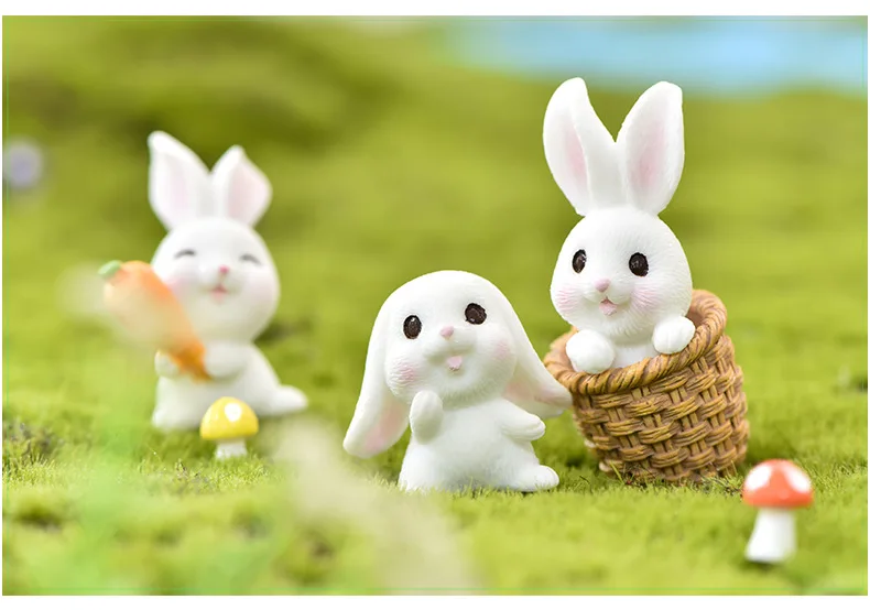 Top Selling Mini Cute Easter Resin Rabbit Decoration Easter Bunny Carrot Figurine For Easter Day