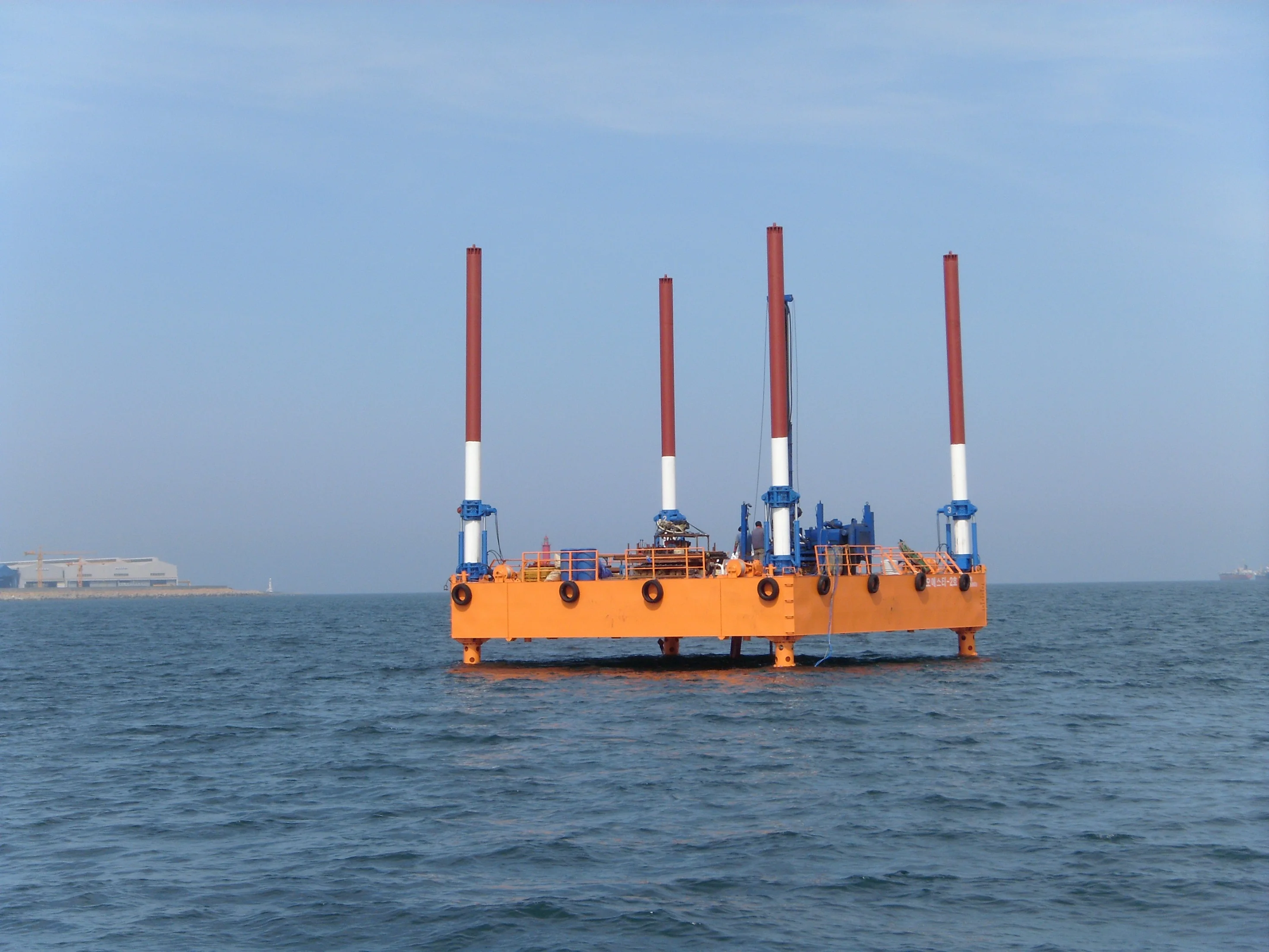 Hydraulic 12x12m Modular Pontoon Work Boat Offshore Vessel Sea Floating Rig Platform Jack Up Barge