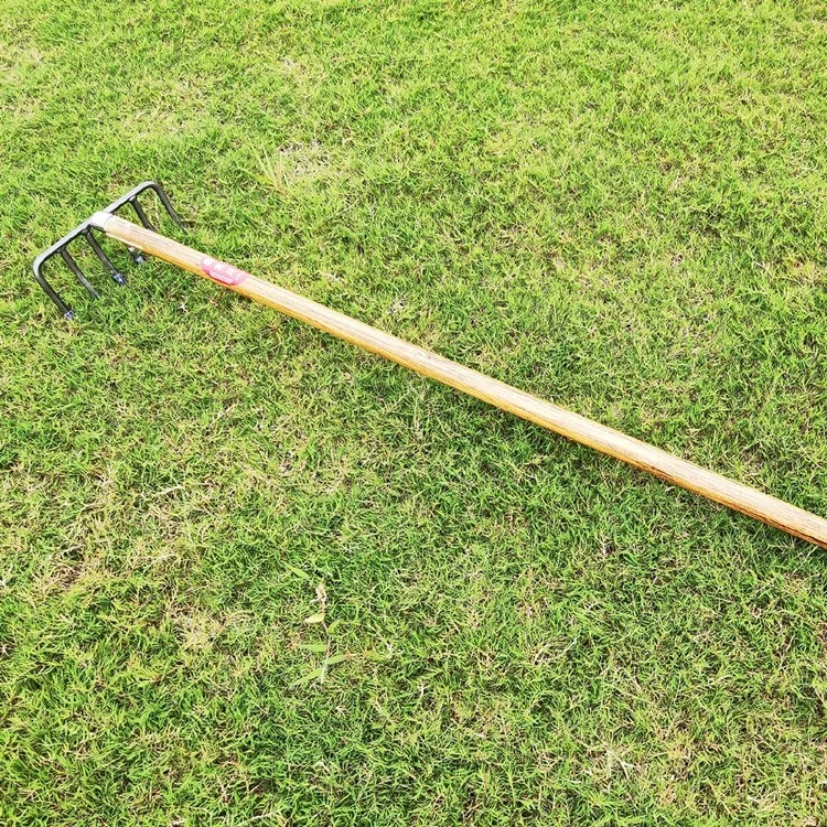 
6 tines long wood handle garden hand tools forged lawn rake 