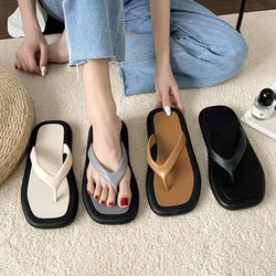 Fashion trend household flip flops thick soled square toe shoes Summer new casual beach sandals slippers for womens