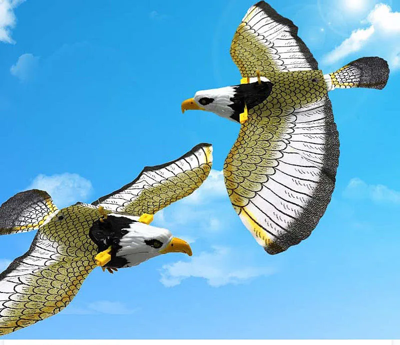 Hanging cat toys Flying Audible Pet Interactive Toy flying bird cat toy