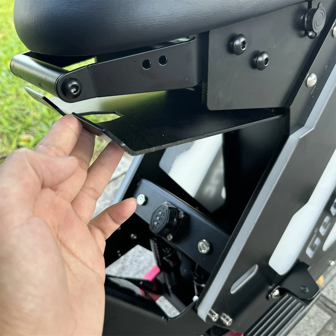 Adult All Terrain 72V E-Scooter Powerful 10000W Dual Motor 50Ah Removable Battery 14inch Electric Scooter in USA