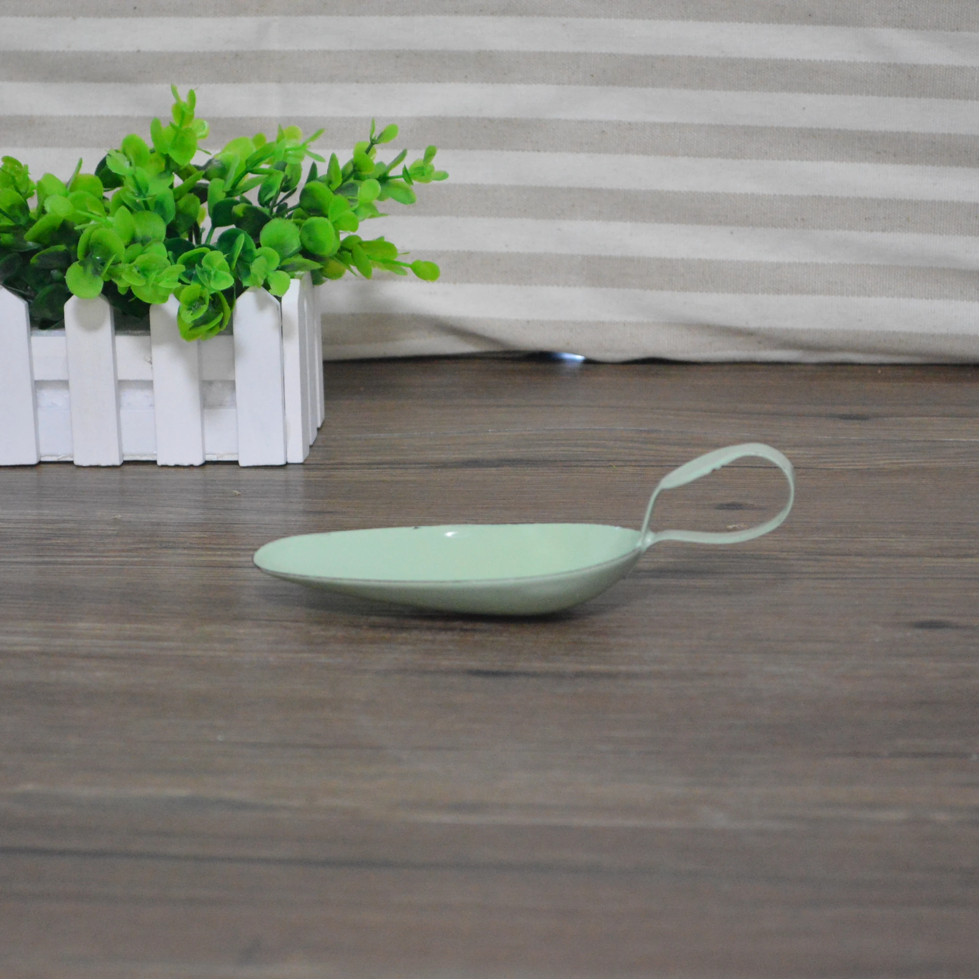 Vintage Enamel Coffee Bean Scoop Ice Cream Scoop Cereal Scoop