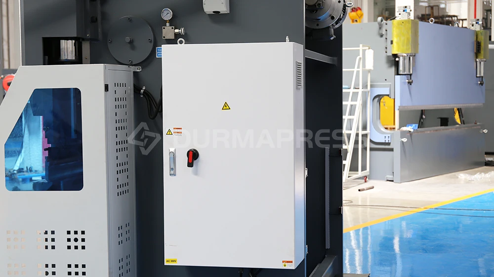 Functional E310P 160T/4000 Servo CNC Controller Press Brake Machine Sheet Metal Hydraulic Plate Bending Machine