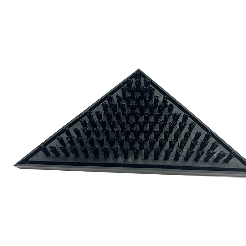 customizable 2402905 Golf towel cleaning brush Triangle PVC base nylon filament golf club cleaning brush