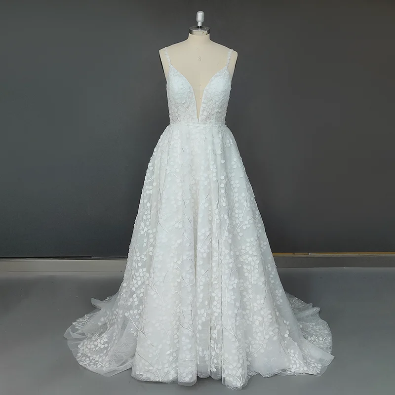 100% Real Photos Elegant Spaghetti Straps 3D Lace Wedding Dress Sleeveless Low Back Illusion Deep V-Neck Bridal Gown For Women