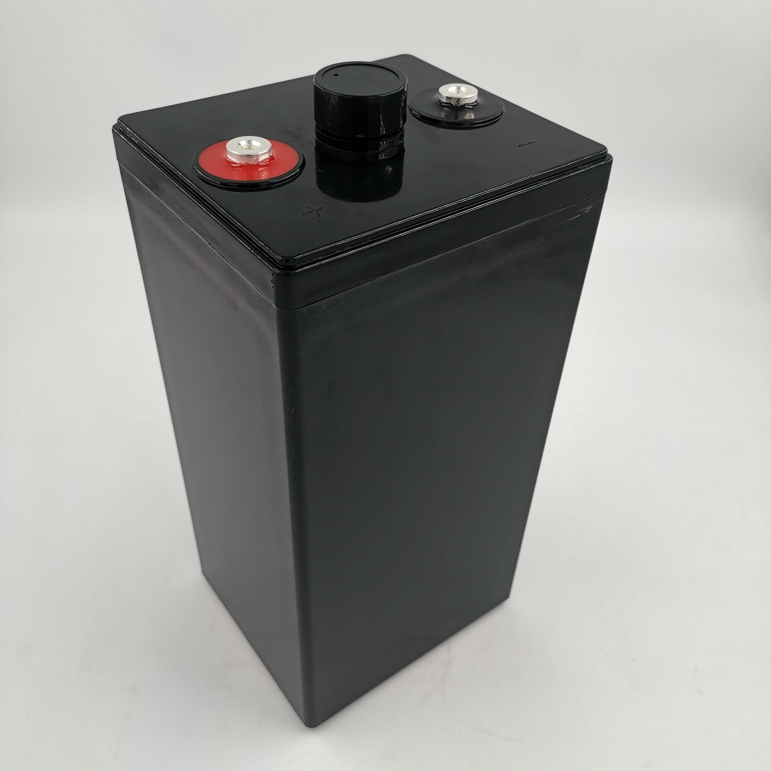 Professional Made Rechargeable Solar Energy Storage Cell 2V300ah Inverter Battery