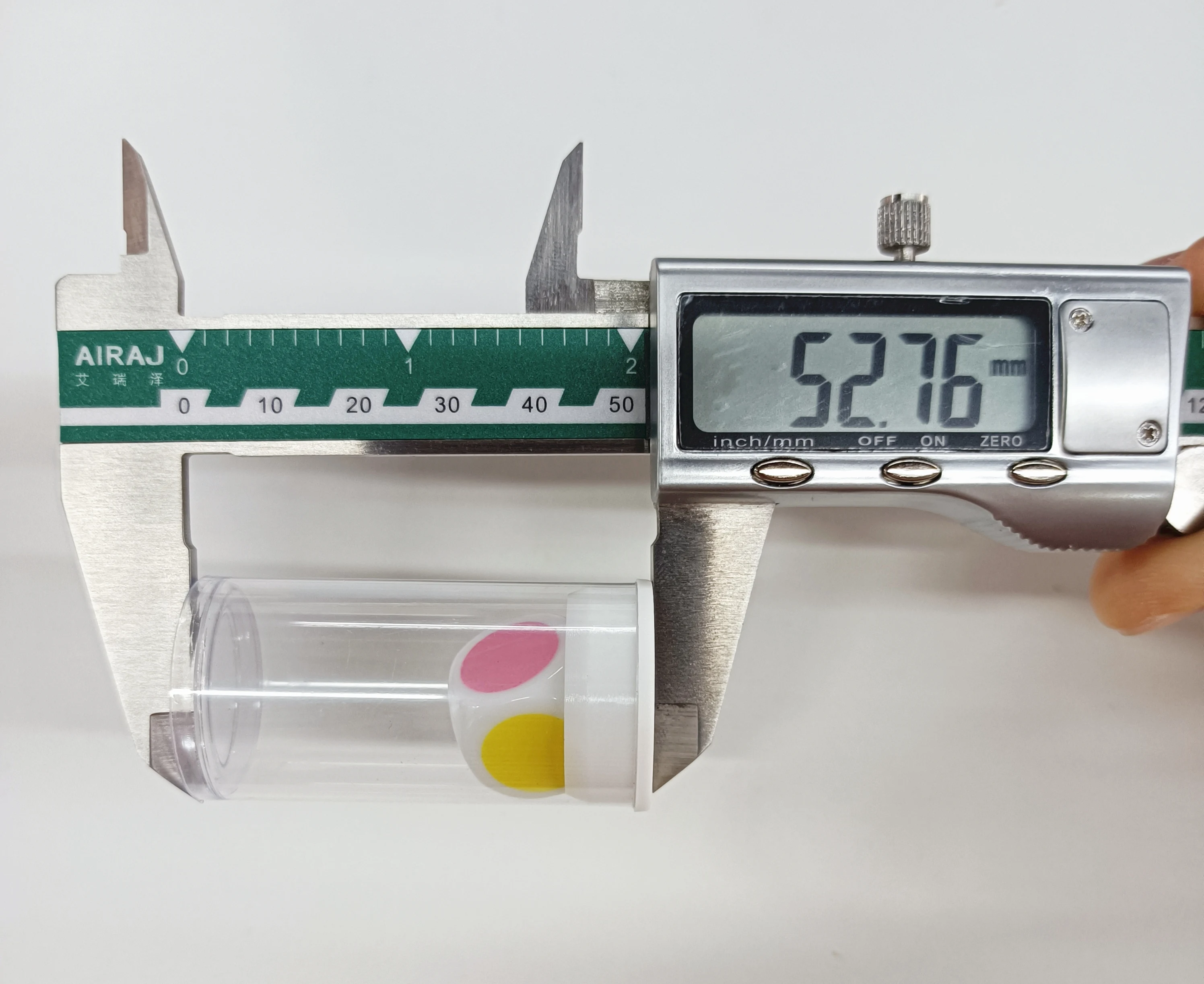 Custom High-end Quality Dice Game With Colored Dots Dice and Tube